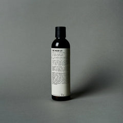 Le Labo Fragrances THÉ NOIR 29 | perfuming shower gel
